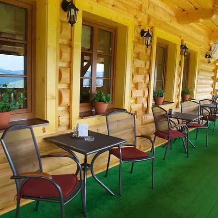 Koliba Holica Наместово