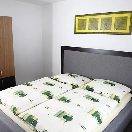 Koliba Holica Наместово