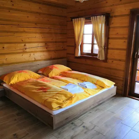 Bed & Breakfast Koliba Holica